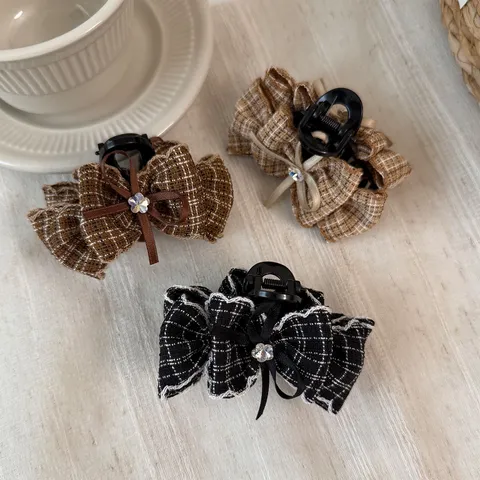 Korean Style Tweed Plaid Ribbon Bow Hair Claw Clip Elegant Rhinestone Shark Clip For Women Retro Hepburn Hair Accessories