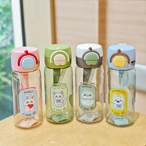 Cartoon Tier Kinder Strohhalm Becher Tritan Kunststoff Auslaufsicher Wasserflasche Sprungdeckel Tragbare Schule Reise Trinkbecher Für Kinder Studenten
