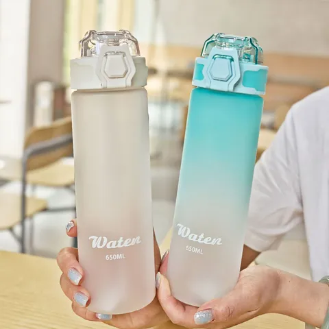 Frosted Plastic Sports Water Bottle With Straw Portable Gradient Drinking Bottle For Gym Outdoor Fitness School Students