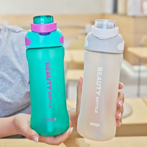 Bottiglia d'Acqua in Plastica di Grande Capacità Tazza con Cannuccia per Sport all'Aperto Borraccia Portatile per Fitness con Manico e Coperchio Antiperdita