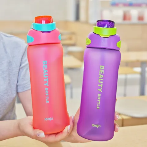 Bottiglia d'Acqua in Plastica di Grande Capacità Tazza con Cannuccia per Sport all'Aperto Borraccia Portatile per Fitness con Manico e Coperchio Antiperdita