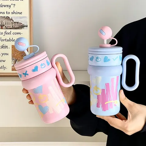 Modern Art Stainless Steel Vacuum Flask Large Capacity Straw Tumbler With Handle Heart Graffiti Thermal Water Bottle For Office Home Women