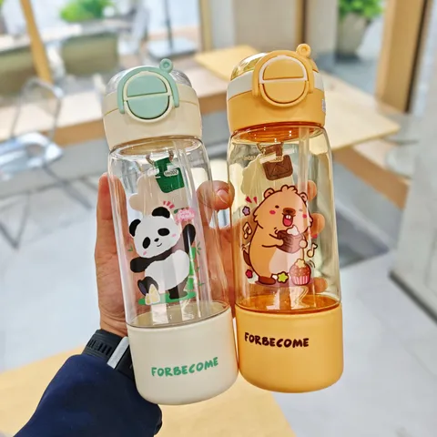Cartoon Tier Dual Trink Wasserflasche mit Strohhalm Anhänger 580ml Tragbarer Plastikbecher für Kinder Studenten Outdoor Schule Grün Blau Lila