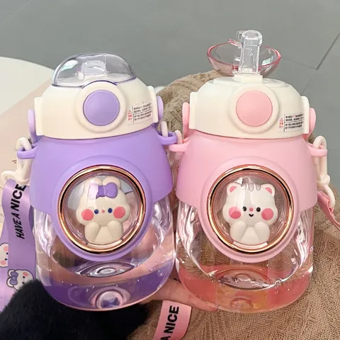 Borraccia per Bambini con Cannuccia Grande Capacità Capsula Spaziale 3D Cartone Animato Tazza in Plastica con Tracolla