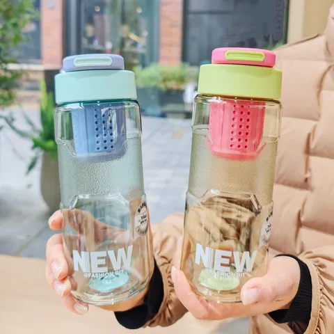 Bottiglia d'Acqua Sportiva in Tritan Minimalista 680ml Senza BPA A Prova di Perdite Tazza da Viaggio Portatile Con Filtro per Tè per Scuola Ufficio Adulti