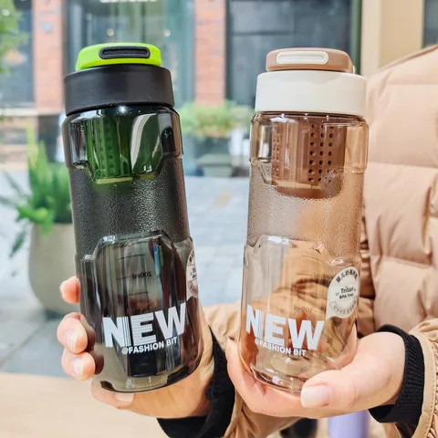Bottiglia d'Acqua Sportiva in Tritan Minimalista 680ml Senza BPA A Prova di Perdite Tazza da Viaggio Portatile Con Filtro per Tè per Scuola Ufficio Adulti