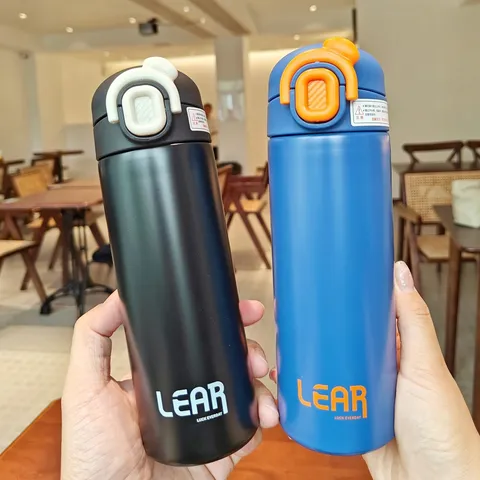 Modern Minimalistisch Edelstahl Thermoskanne Tragbar Springdeckel Direktes Trinken Wasserflasche Paar Geschenk Reisebecher