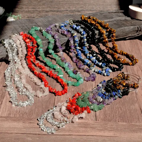 Natural Stone Chip Necklace And Hoop Earrings Jewelry Set Bohemian Beach Style Alloy Crystal Beaded Choker For Women Party Jewelry