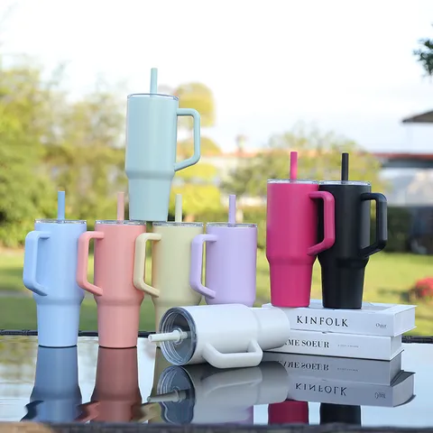 Large Capacity Stainless Steel Insulated Tumbler With Handle And Straw Portable Car Travel Coffee Mug Cup