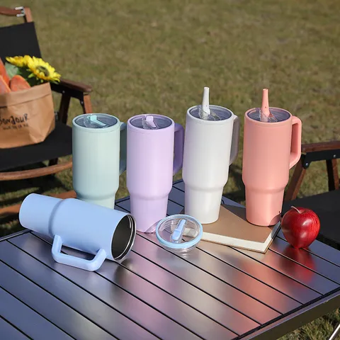 Stainless Steel Vacuum Insulated Tumbler With Handle And Straw Lid Large Capacity Car Travel Mug For Drinks