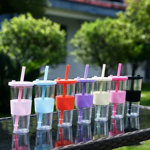 Grande Capacité Double Couche Plastique Paille Tasse Transparent Boba Thé Tumbler Avec Housse en Silicone Et Couvercle Tasse d'Eau Portable
