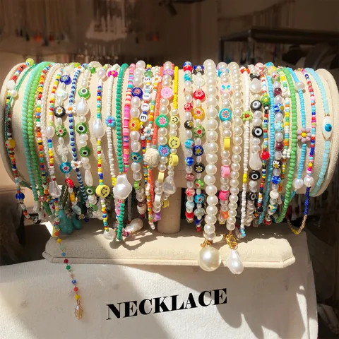 Choker Coreano Ins di Perline di Cristallo Collana Artigianale di Perline Colorate Pendente Quadrifoglio Stella Perla Artificiale Regalo Gioielli Vacanza Donna