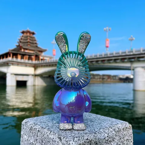 Mini Handheld Desktop USB Ventilator Süßes Cartoon Kaninchen Design Gradient Galvanisiert Reise Tragbarer Kühlventilator Tischdeko