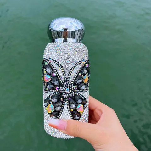 Edelstahl Strass Vakuumflasche Tragbare Taschengröße Thermosflasche Mit Schmetterling Design Für Outdoor Zuhause
