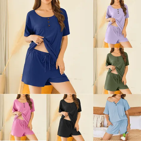 Women's Casual Solid Color Short Sleeve Top And Shorts Two Piece Set Summer Fashion Outfit
