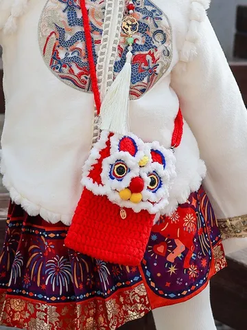Cute Cartoon Chinese Awakening Lion Hand Crocheted Yarn Crossbody Bag Mini Phone Pouch With Metal Charm For Kids Everyday Travel