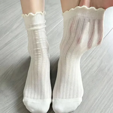 Calcetines de Tripulación de Malla Hueca para Mujer Verano Delgado Transpirable Color Sólido Encaje de Volantes Lindo Estudiante Casual
