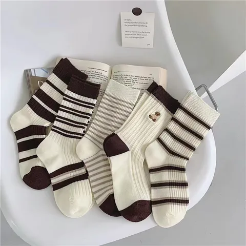 Calcetines de Media Caña a Rayas con Osito de Dibujos Animados para Mujer Estilo Universitario Retro Casual Suaves