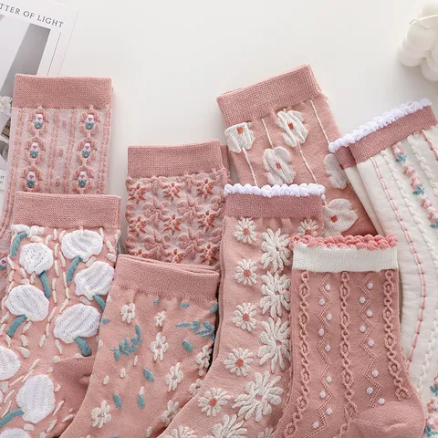 Calcetines de Media Pantorrilla con Bordado Floral Retro Japonés Lindo para Mujer Mezcla de Algodón Dulce Espesados Calcetines Casuales
