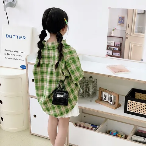 Women Mini Crossbody Bag Holographic Crocodile Pattern Fashionable Laser PU Handbag With Metal Lock And Chain Strap