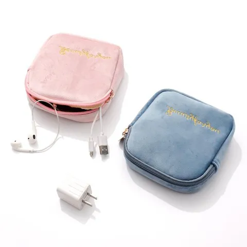 Large Capacity Velvet Sanitary Napkin Storage Bag Portable Menstrual Pad Pouch Solid Color Zipper Makeup Organizer Bag For Women
