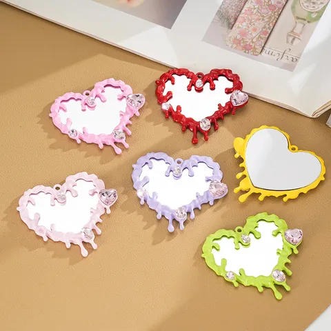 Y2K Sweet Cool Fluido Liquido Specchio a Cuore Accessori Fai-da-te Strass Forma di Cuore Decorazione Custodia Telefono Specchio Adesivo Lega di Zinco Componenti Gioielli