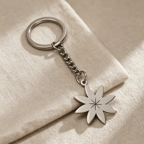 Stainless Steel Flower Pendant Keychain Simple Floral Pattern Bag Charm For Women Men Key Ring Accessory Gift