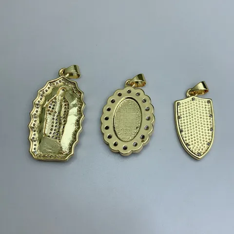 Ciondolo Personaggio Religioso In Rilievo Solo Senza Catena Zirconia Placcato Oro Vergine Maria Accessorio Gioielli Fai-Da-Te Unisex