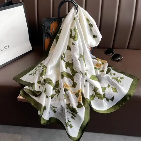 Damen Mode Satin Schal Groß Lang Floral Tuch Elegant Blumenprint Halstuch Für Sommer Strand Reise Accessoires