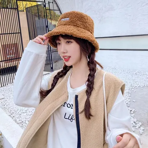 Damen Winter Warm Lammwolle Fischerhut Koreanischer Stil Einfarbig Buchstabenbestickung Plüsch Beanie Hat