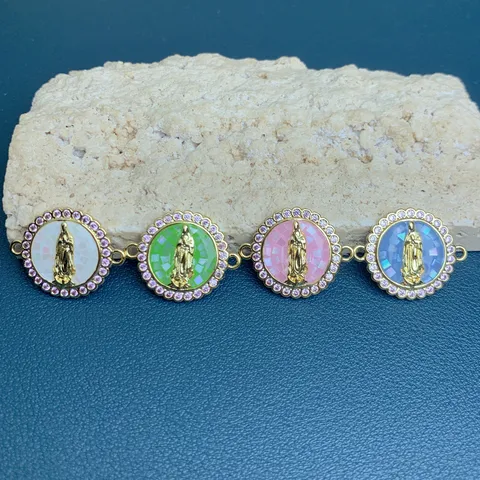 Ciondolo Nostra Signora di Guadalupe in Rame Conchiglia Zirconia Placcato Oro 18K Charms Gioielli Fai da Te per Collana