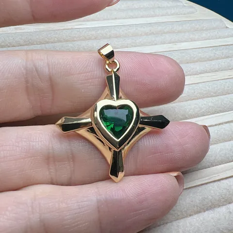 Mode Herzform Zirkonia Anhänger Kupfer Kreuz Stern Charm Halskette DIY Schmuckherstellung Zubehör Für Damen Mädchen