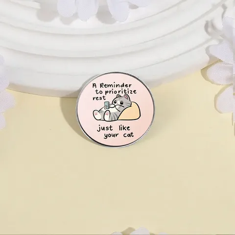 Cartoon Faule Katze Emaille Brosche Pin Lustige Erinnerung Ruhe Alloy Abzeichen Für Rucksack Kleidung Zubehör Geschenk Für Katzenliebhaber