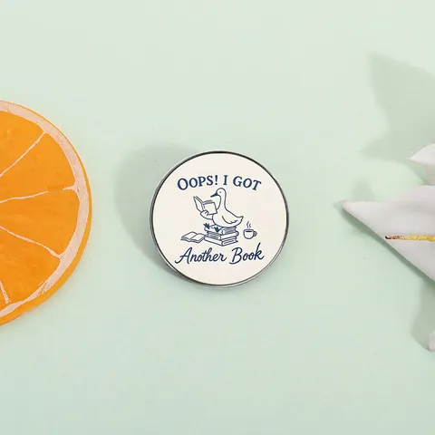 Cartoon Reading Duck Metal Brooch Creative English Slogan Enamel Pin Badge For Schoolbag Clothing Accessory Literary Gift