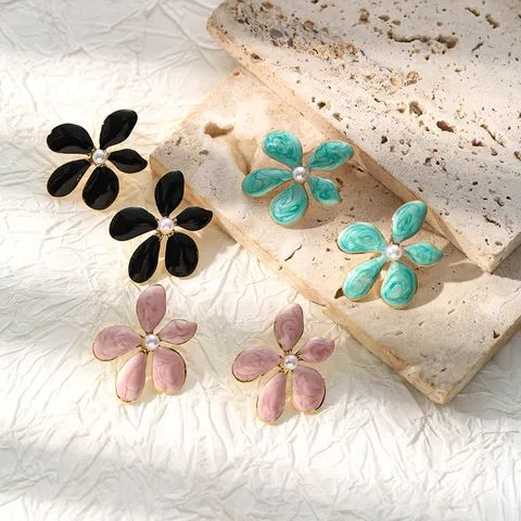 Stainless Steel Artificial Pearl Flower Stud Earrings French Luxury Petal Enamel Floral Earrings Daily Trendy Women Jewelry