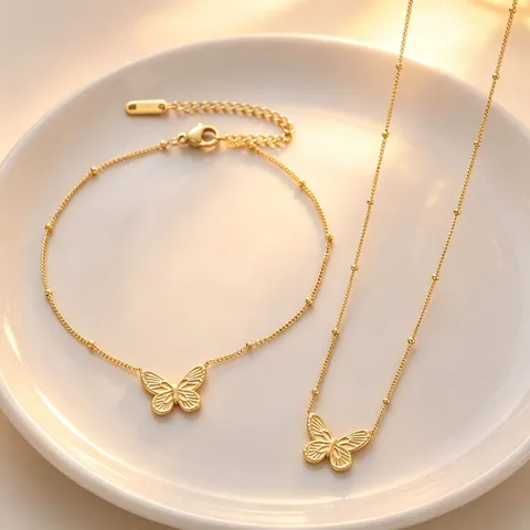 Fashion Stainless Steel Butterfly Pendant Necklace For Women Elegant Gold Plated Animal Clavicle Chain Light Luxury Daily Casual Jewelry Gift