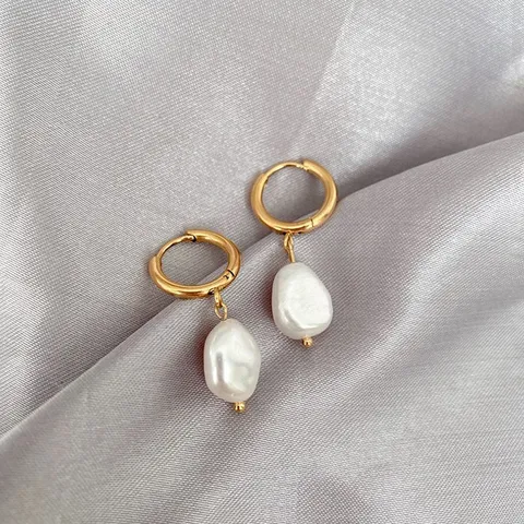 French Style Stainless Steel Gold Plated Hoop Earrings With Irregular Artificial Pearl For Women Simple Luxury Niche Design Jewelry