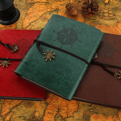Vintage PU Leather DIY Photo Album Retro Loose Leaf Scrapbook Journal With Metal Pendant For Wedding Travel Memory Gift