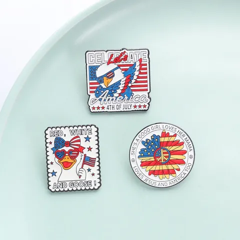USA Independence Day Pin Brooch Patriotic Cartoon Eagle Goose Peace Flower Enamel Badge Zinc Alloy Jewelry For Bag Decoration