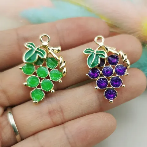 Creative DIY Pearlescent Grape Pendants Enamel Alloy Charms For Necklace Keychain Bracelet Making Fruit Jewelry Small Accessories