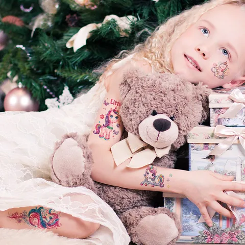 Süße Cartoon Traumhaft Einhorn Glitzer Temporäre Tattoos Wasserdicht Wassertransfer Falsche Tätowierungen Papier Für Kinder Geburtstag Party Mitbringsel Geschenke