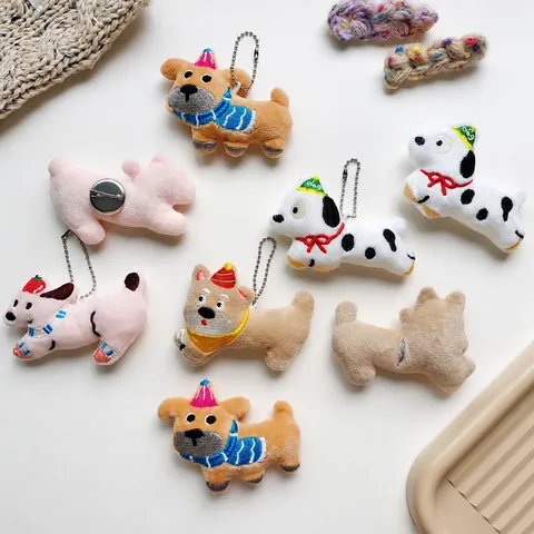 Süßer Cartoon Laufender Hund Plüsch Brosche Anhänger Stickerei Dackel Welpe Tasche Anhänger Kleidung Zubehör Schmuck
