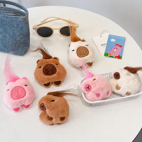 Simpatico Portachiavi in Peluche a Forma di Capibara con Squittio Acconciatura Stravagante Ciondolo Animale Peluche per Borsa