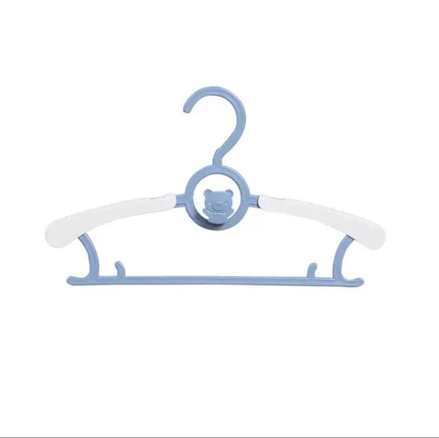 Kids Plastic Clothes Hangers Retractable Baby Non-Slip Coat Hangers Cute Bear Design Children Wardrobe Storage Organizer