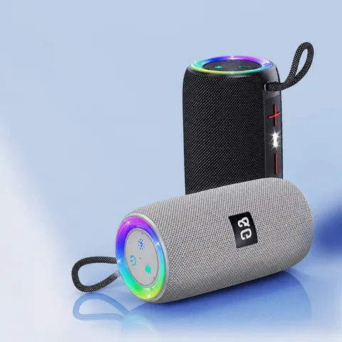 Tragbarer Kabelloser Bluetooth Lautsprecher Dual Lautsprecher Schwerer Bass Hifi Sound Outdoor Wasserdicht RGB Licht Soundbox