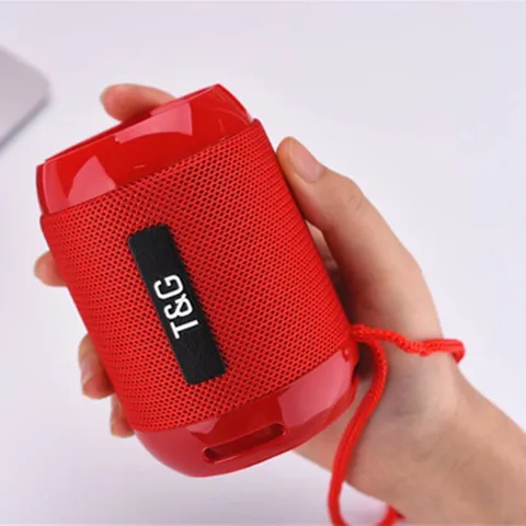 Tragbarer Kabelloser Bluetooth-Lautsprecher Mit Handyhalter Outdoor Desktop Subwoofer Stereo Musik Soundbox
