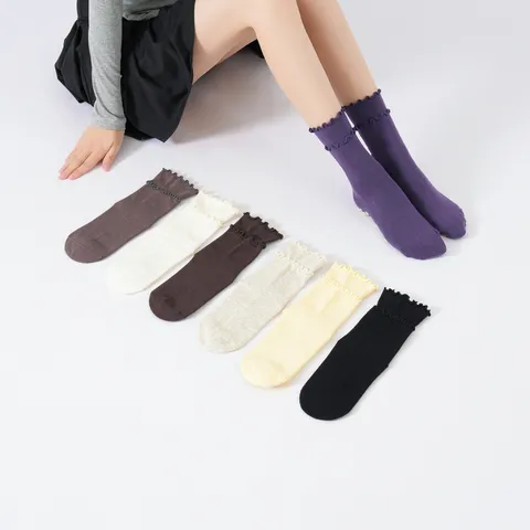 Dames Effen Crew Sokken Antislip Sportieve Yoga Sokken Met Gerimpelde Rand Schattige Casual Katoenmix Kousen