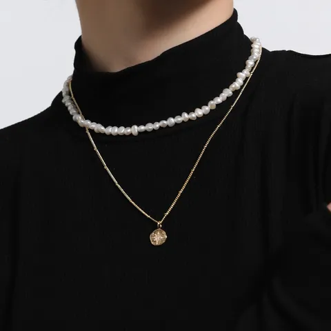 Doppellagiges Stapeln Süßwasserperle Kette Für Damen Kupfer 18K Gold Gefüllt Unregelmäßiges Barock Perle Stern Münze Anhänger Abnehmbare Layering Kette Modeschmuck Geschenk