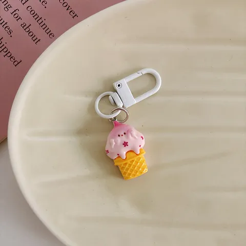 Cute Supporting Chin Food Series Keychain Resin Cartoon Toast Star Ice Cream Rice Ball Bag Pendant For Students Girls Accessory