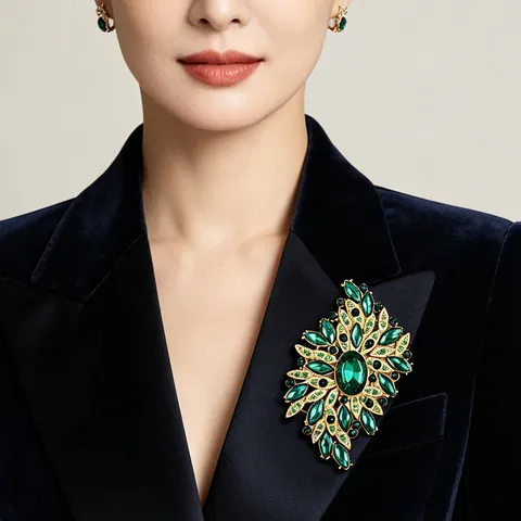 Vintage Zinklegierung Strass Glas Brosche Luxuriöse Palast Hof Botanisch Blumen Broschen Für Damen Kleid Anzug Dekoration